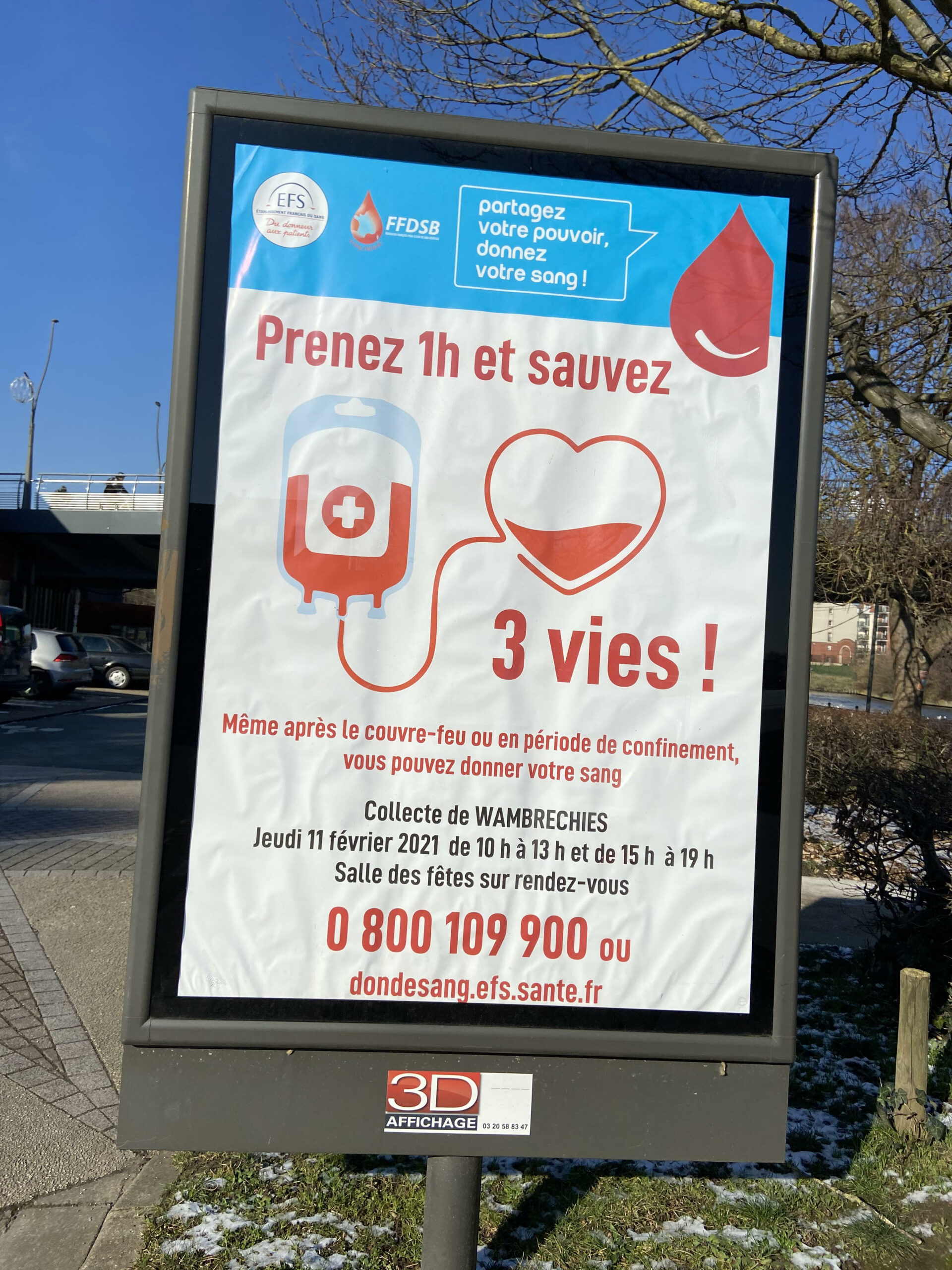    Les panneaux issus de la campagne d’affichage à Wambrechies. Crédit : Maÿlis DUDOUET